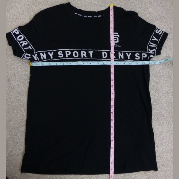 San Francisco Giants DKNY Black T-Shirt - Picture 10 of 12